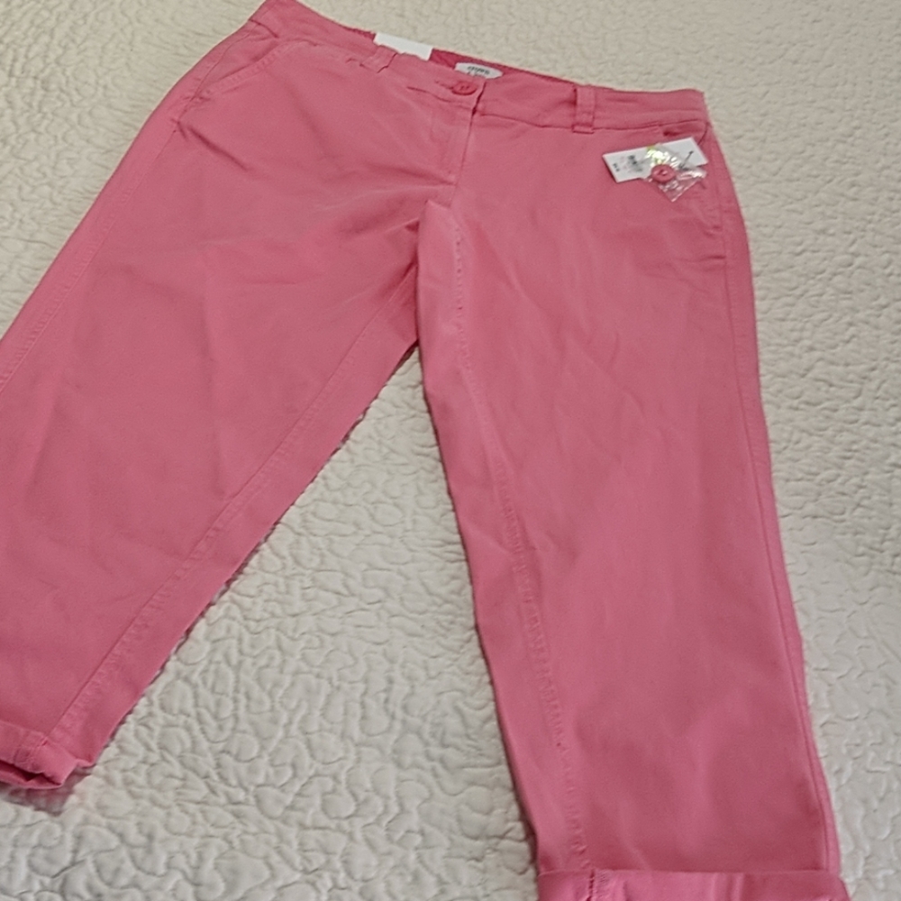 Crop pants with matching blouse